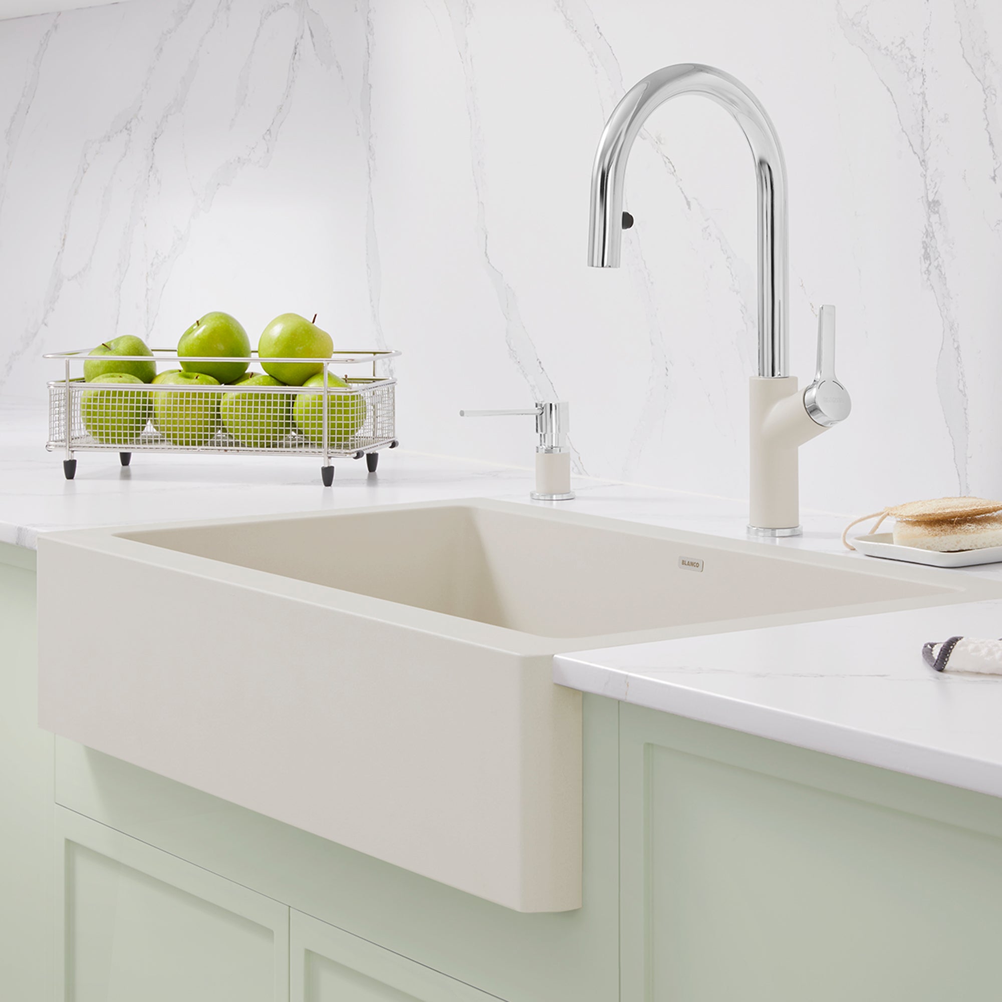 Blanco - 402900 - Vintera SILGRANIT 30" Single Bowl Apron-Front Farmhouse Sink - Soft White - Beauty Shot 3